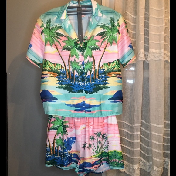 NWT Flying Tomato Hawaiian Shorts sz Med - Picture 4 of 4